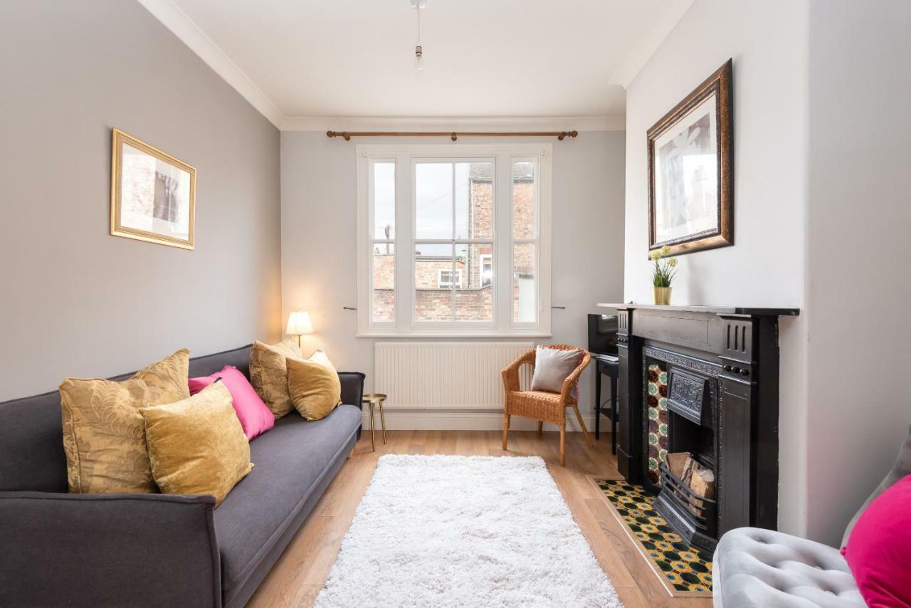 Apartment Charming Base For 5 Near Bishy Rd Pass The Keys York